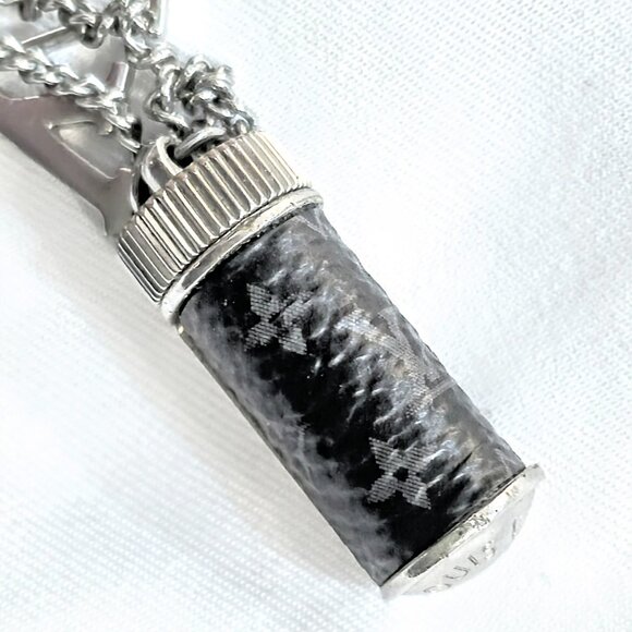 Louis Vuitton Monogram Eclipse Charms Necklace - Picture 5 of 12